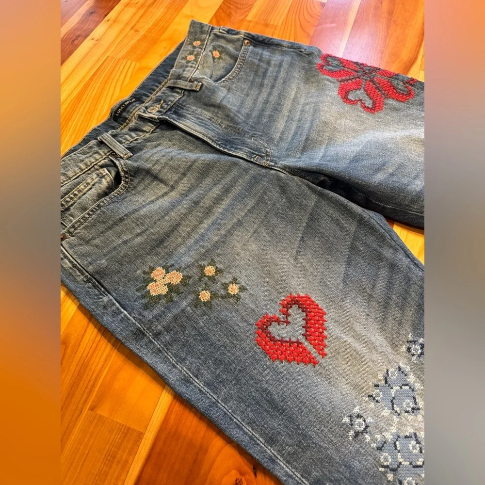 Lucky Brand “Nebula” Embroidered Cross Stitch Jeans – 12R Mid-Rise Boy Jean - Picture 7 of 14